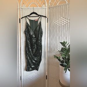 Banjul Strappy Green Sequin Backless Sleeveless Cocktail Party Dress Small